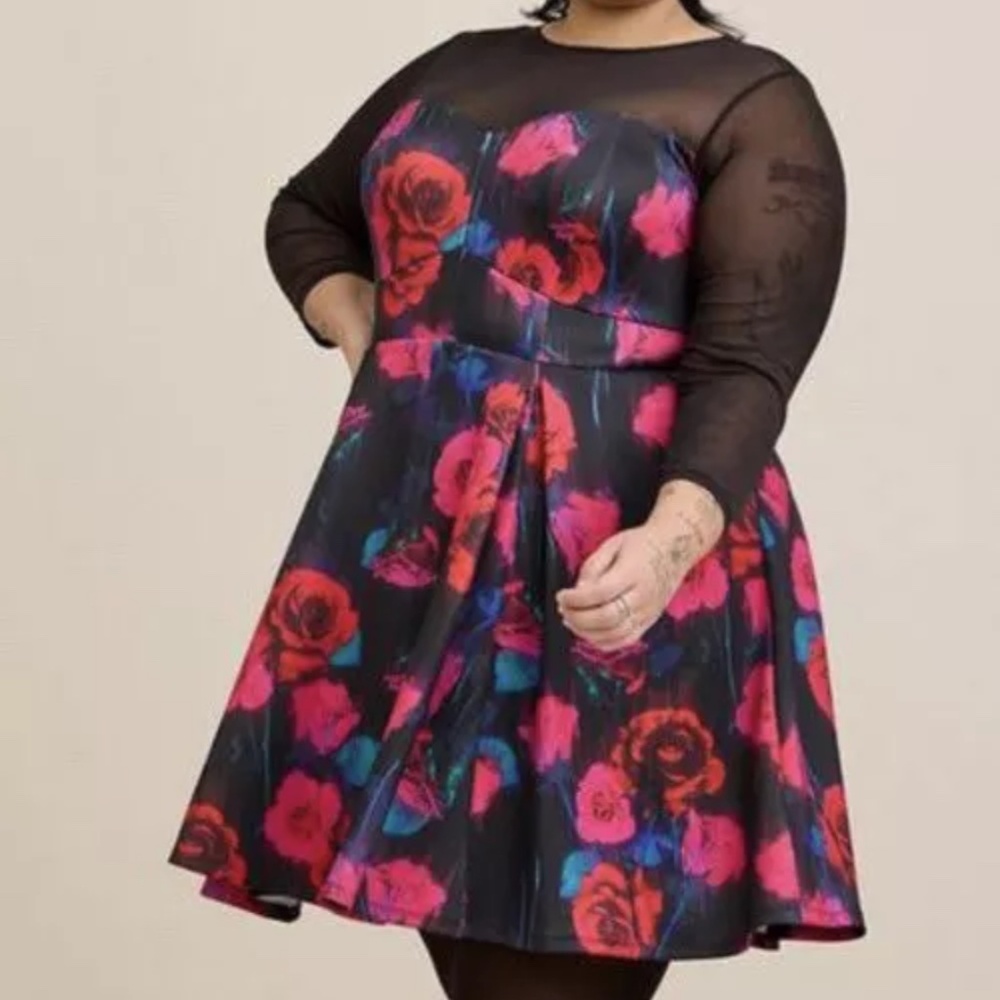 Mini Scuba Illusion Neck Dress Torrid Size 2  18/20 NWOT